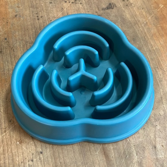 Blue Slow Feeder Dog Bowl - Picture 1 of 3
